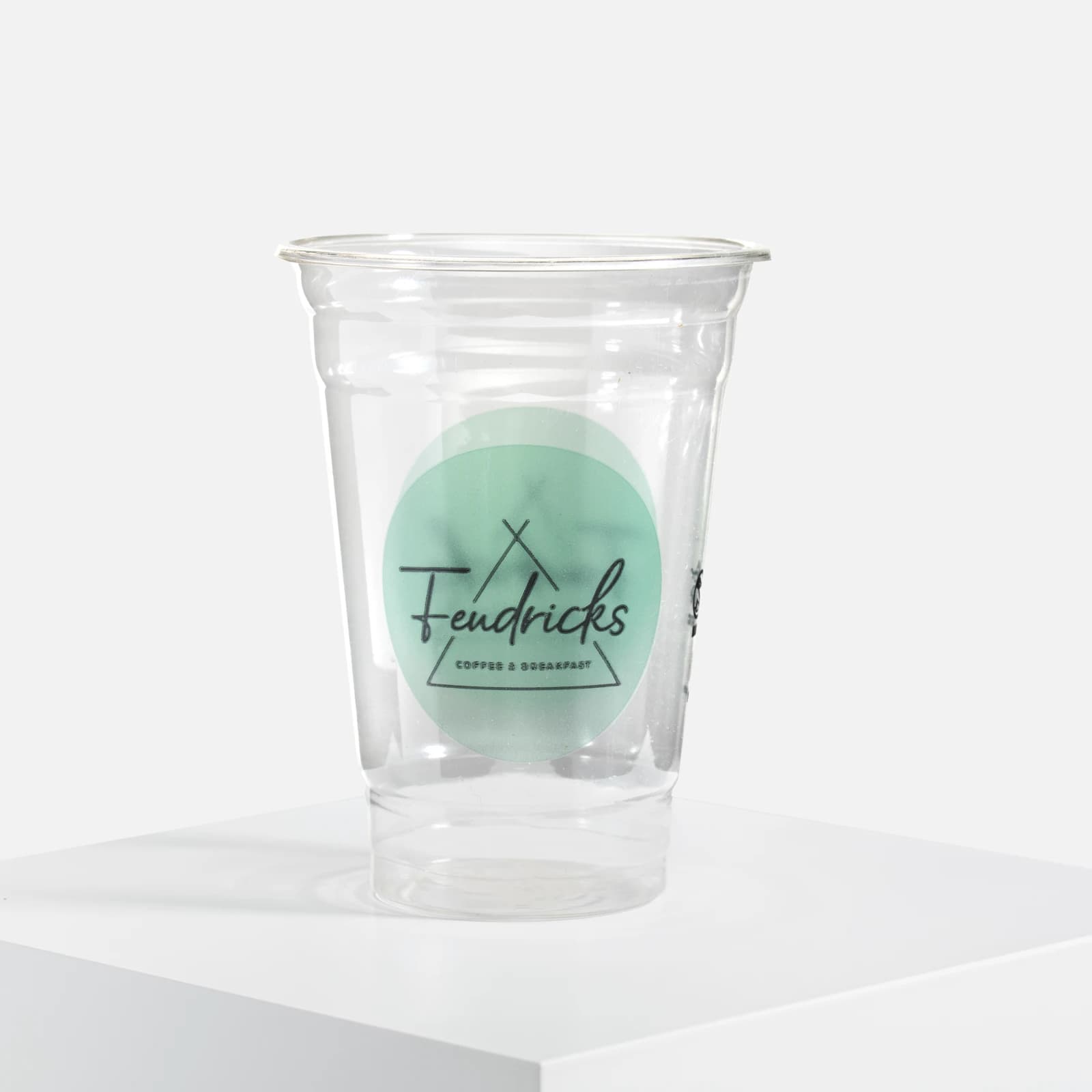 Plastikbecher
